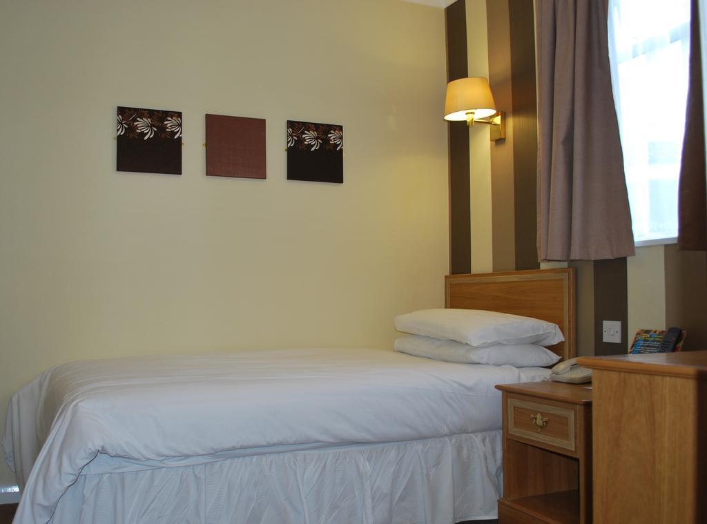 Best Western Cumberland Hotel ฮาร์โรว์ ห้อง รูปภาพ